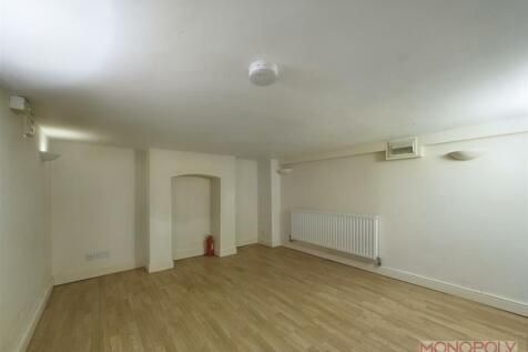 CAM01943G0-PR0228-STILL006.jpg