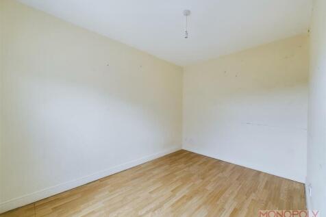 CAM01943G0-PR0228-STILL008.jpg