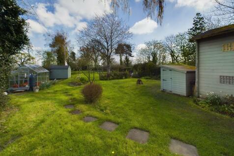CAM01943G0-PR0025-STILL013.jpg