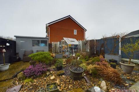 CAM01943G0-PR0177-STILL018.jpg