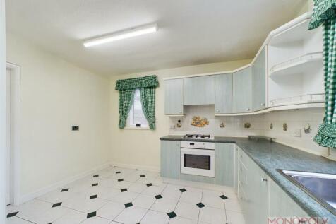 CAM03815G0-PR0128-STILL003.jpg