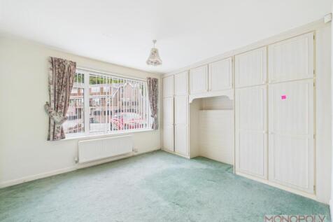 Ground Floor Bedroom/Dining Room