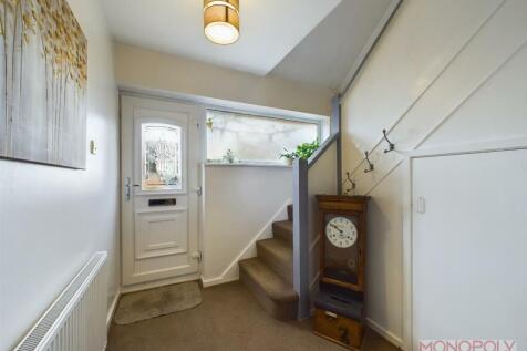 CAM01943G0-PR0351-STILL005.jpg