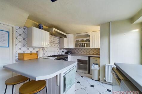CAM03815G0-PR0149-STILL013.jpg
