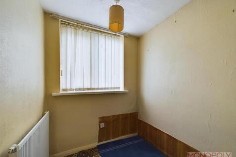 CAM01979G0-PR0380-STILL003.jpg