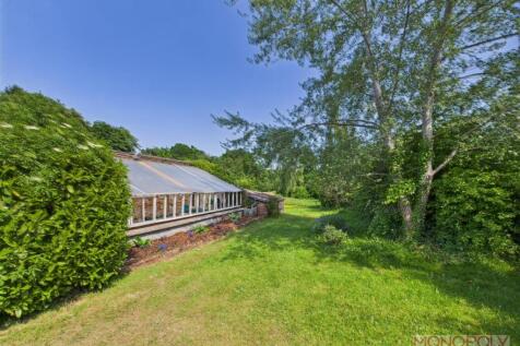 CAM04439G0-PR0045-STILL068.jpg