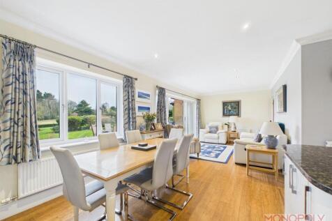 Family/ Dining Room