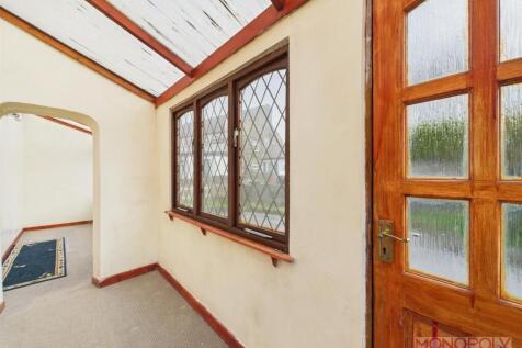 GARDEN ROOM x 2