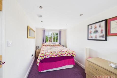 BEDROOM FIVE