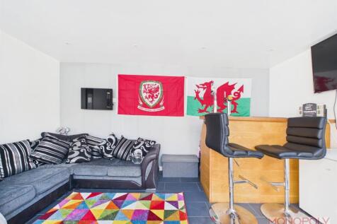 CAM03815G0-PR0242-STILL013.jpg