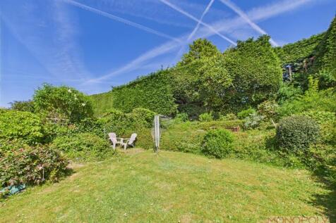 CAM04439G0-PR0038-STILL017.jpg