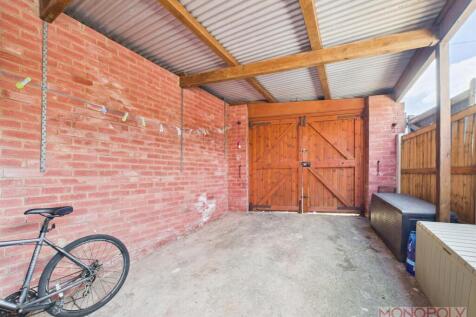 CAM04439G0-PR0040-STILL017.jpg