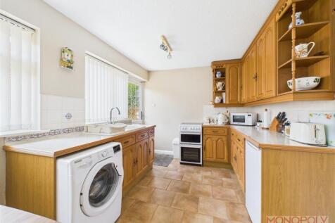 KITCHEN/ DINER