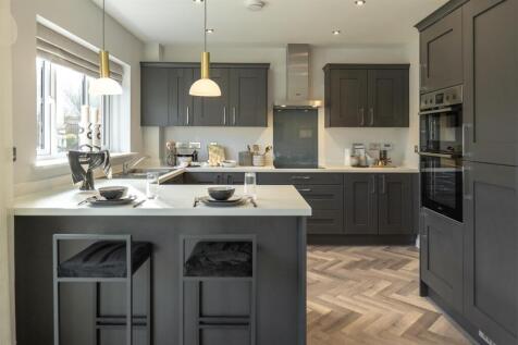 4. Kitchen.jpg