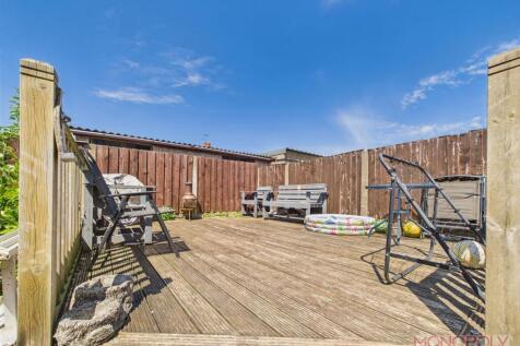 CAM03815G0-PR0259-STILL028.jpg