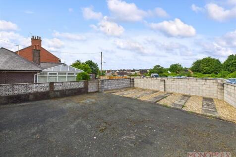 CAM04439G0-PR0057-STILL005.jpg