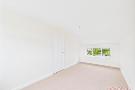 CAM03815G0-PR0271-STILL029.jpg