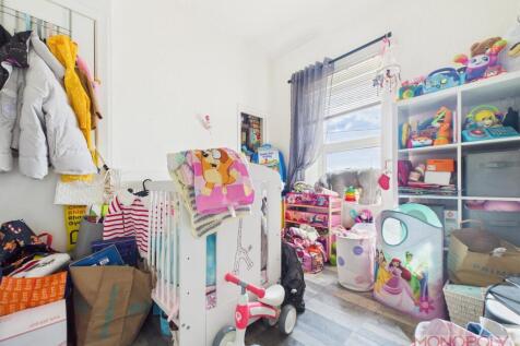 CAM03815G0-PR0279-STILL005.jpg