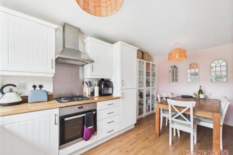 KITCHEN/ DINER