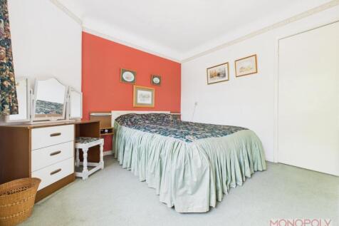 CAM04439G0-PR0109-STILL023.jpg