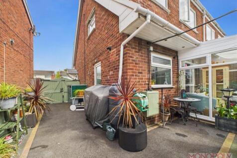 CAM03815G0-PR0325-STILL017.jpg