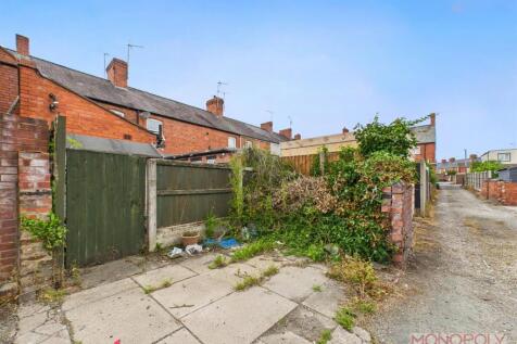 CAM04439G0-PR0115-STILL017.jpg