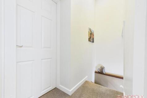 CAM04439G0-PR0133-STILL018.jpg