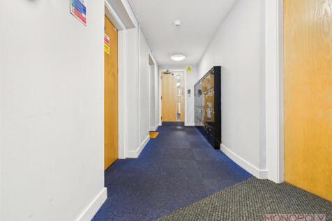 CAM04439G0-PR0131-STILL021.jpg