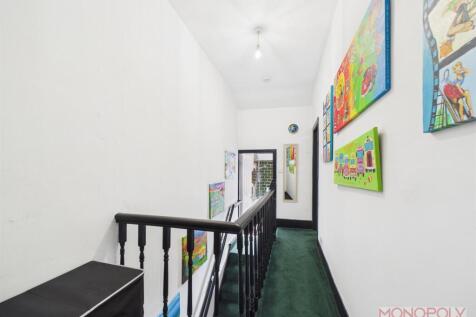 CAM03815G0-PR0340-STILL015.jpg