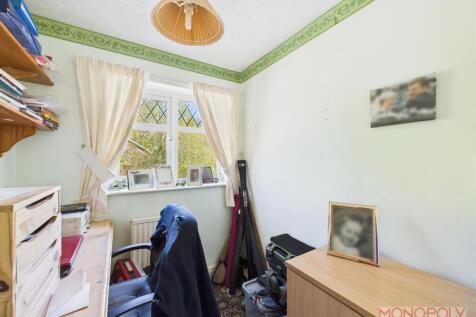 CAM04439G0-PR0033-STILL014.jpg