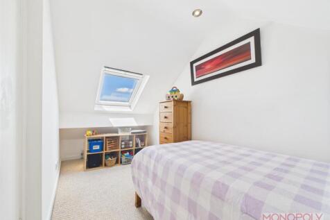CAM03815G0-PR0295-STILL023.jpg