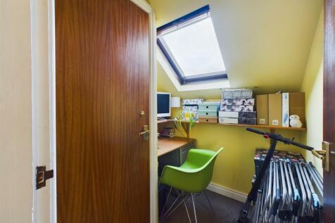 Dressing Room/Office