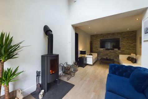 Third Reception Room/Family Room
