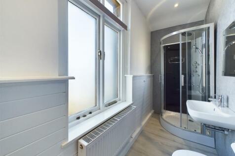 Shower Room (1)
