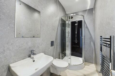 Shower Room (2)