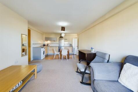 Open Plan Lounge/Kitchen