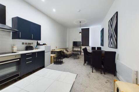 Open Plan Lounge/Kitchen