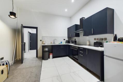 Open Plan Lounge/Kitchen