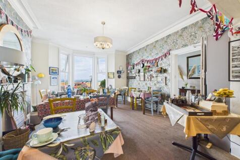 Breakfast Room