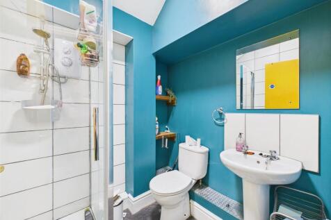 Shower Room (2)