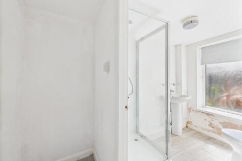 Basement Shower Room