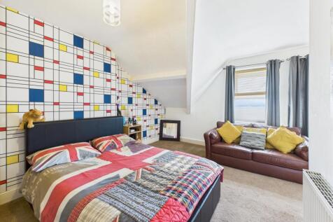 Bedroom Eight