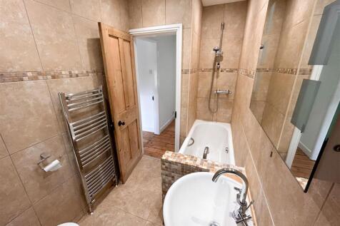 Bathroom Palatine .jpeg