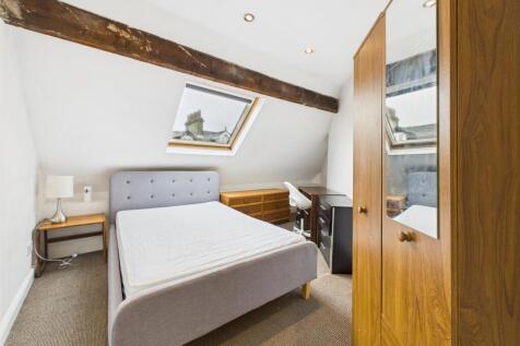Bedroom Seven