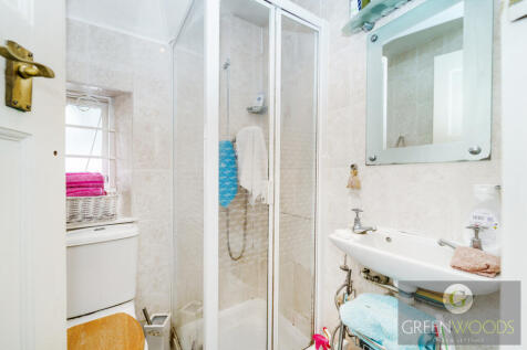 Master Ensuite