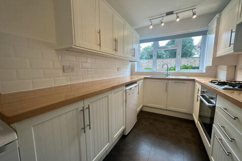2 Bedroom Flat
