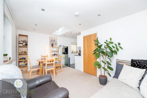 1 Bedroom Flat