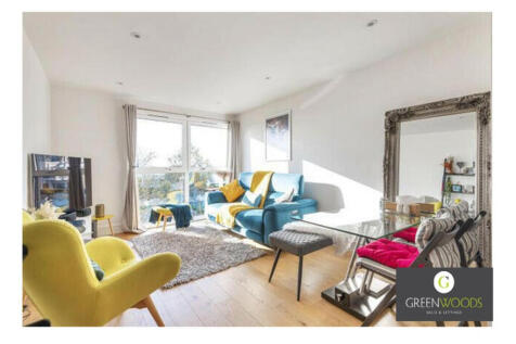 Smart, Modern, 2 Double Bedroom, 2 Bathroom Apart
