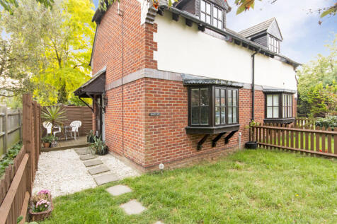 1 bedroom House for rent