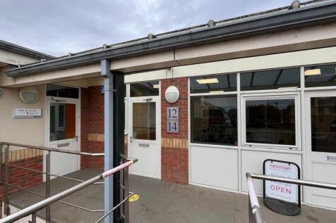 WhatsApp Image 20251001 at 121925_017b272f.jpg